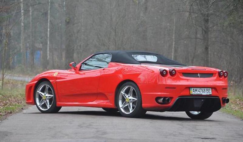 В Украине подделки Ferrari продают по цене настоящих / topgir.com.ua