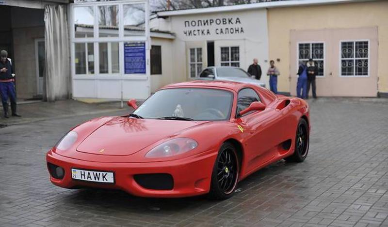 В Украине подделки Ferrari продают по цене настоящих / topgir.com.ua