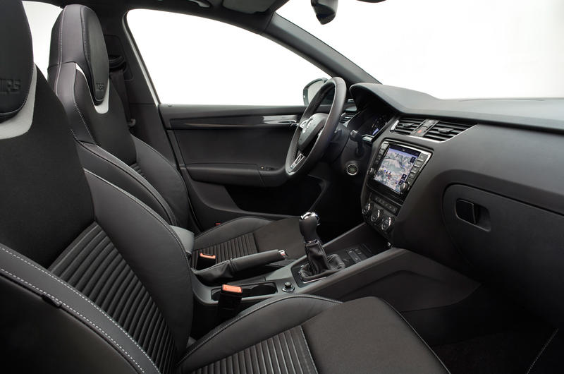 Новое поколение Skoda Octavia RS показали на видео / autocar.co.uk
