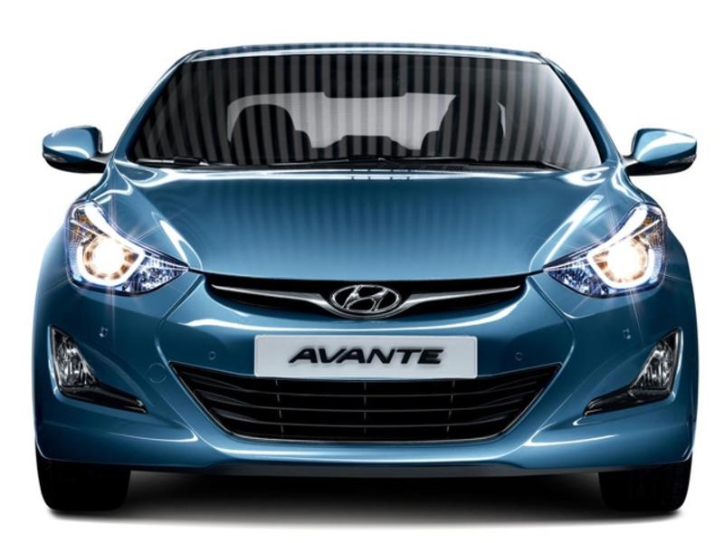 Hyundai Elantra обновилась и получила дизельный мотор / Hyundai