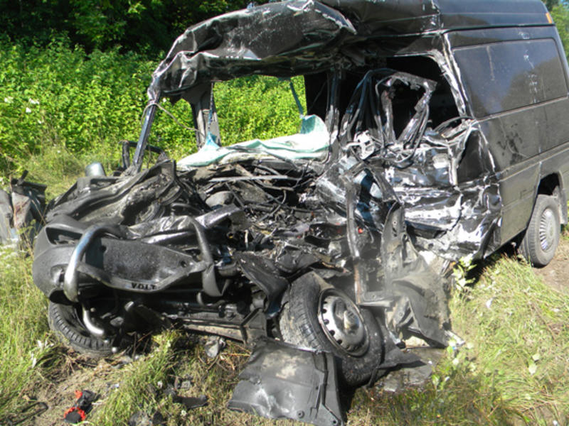 В Хмельницкой области грузовик раздавил 9 человек / km.mns.gov.ua