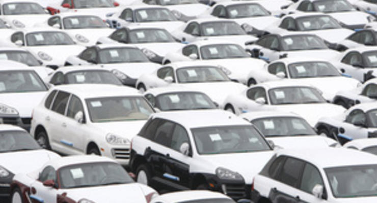 Импорт легковых авто в Украину в первом полугодии сократился на одну седьмую