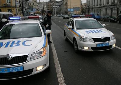 Выключенные днем фары «прощают» за 100 гривен