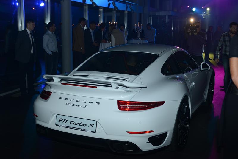 Самый мощный Porsche 911 представили украинцам / Porsche