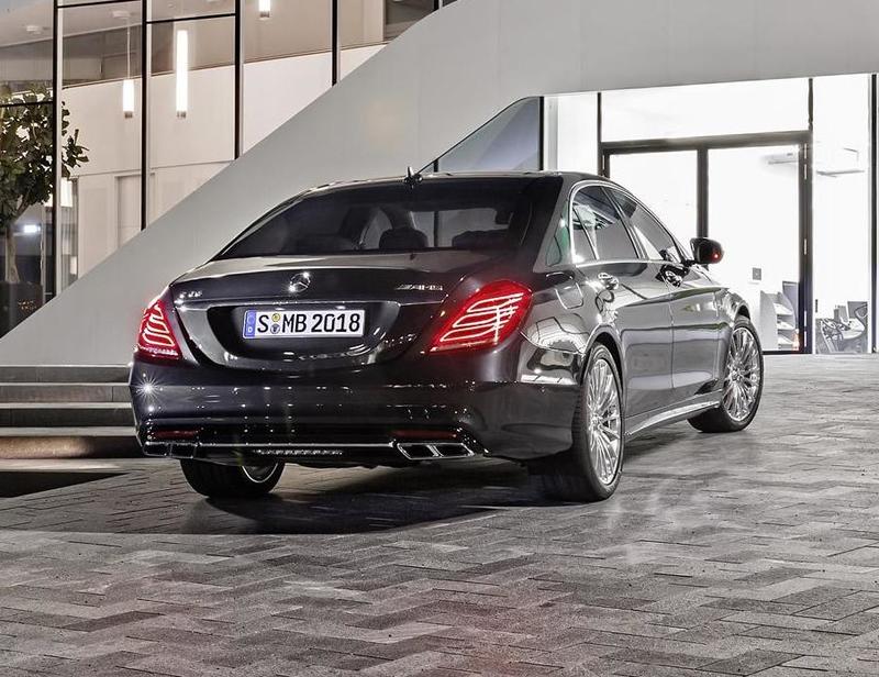 Mercedes-Benz представил самый мощный седан / Mercedes-Benz