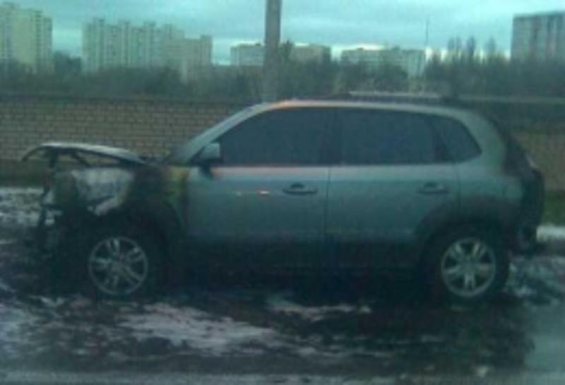 Появилось ВИДЕО, как в Киеве поджигали автомобили / kyiv.mns.gov.ua