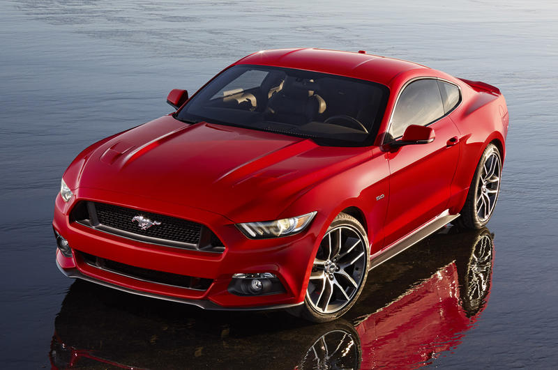 Ford показал новый Mustang: как он изменился за 50 лет / Ford