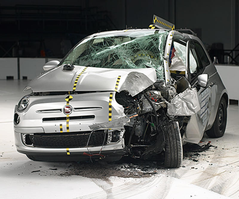 Hyundai Accent и еще пять машин провалили краш-тесты / iihs.org