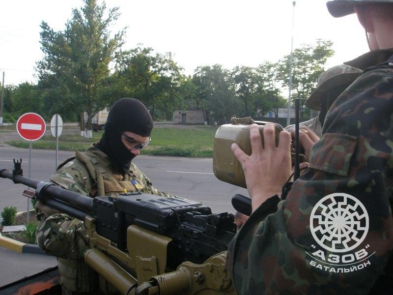Тачанки к бою. Украинские добровольцы создают военную технику (фото) / vk.com