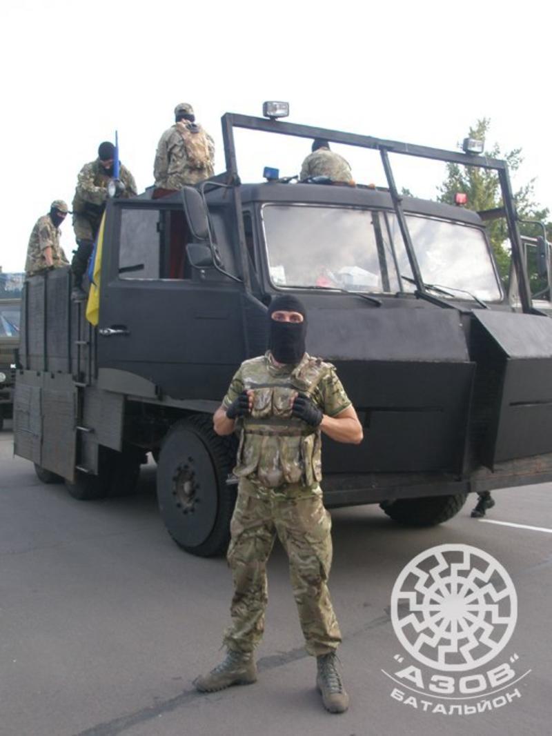 Тачанки к бою. Украинские добровольцы создают военную технику (фото)