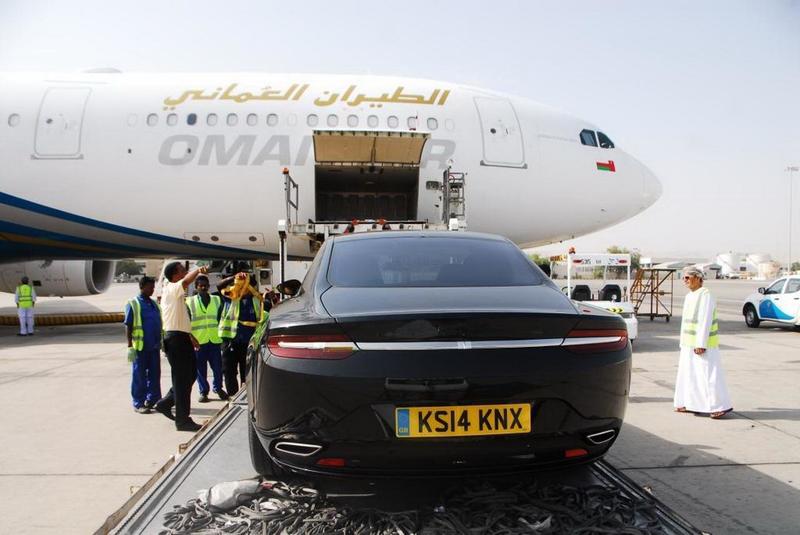 Арабы протестировали новый суперседан Aston Martin Lagonda / worldcarfans.com