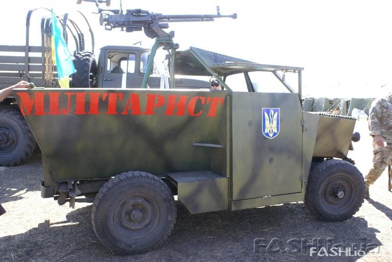 Умельцы сделали из Ниссана необычный броневик для бойцов АТО (фото) / forum.militarist.ua