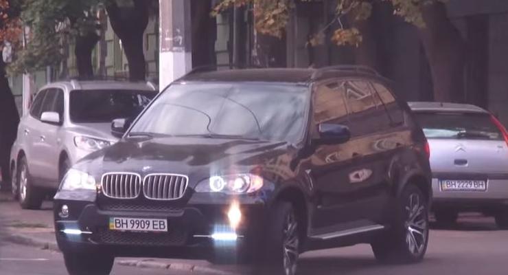 Военкомы в Одессе покупают BMW и Infiniti. Прокуратура закрывает глаза