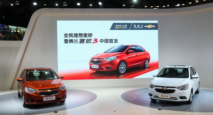 Chevrolet представил в Китае обновленный бюджетный седан