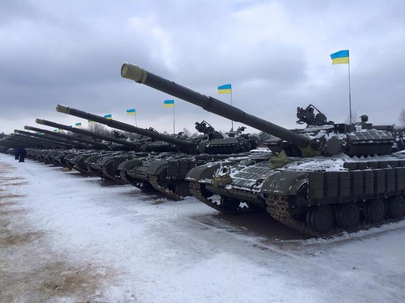 В новый год на новом танке: армия получила сто бронемашин (фото) / facebook.com/yuri.biriukov