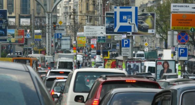 Итоги недели: рекордная пробка в Киеве растянулась на 7,5 км