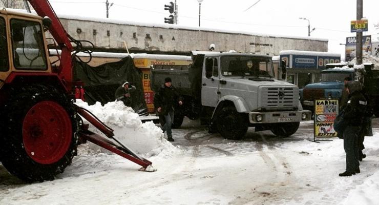 В Киев со стороны Броваров не пропускают грузовики