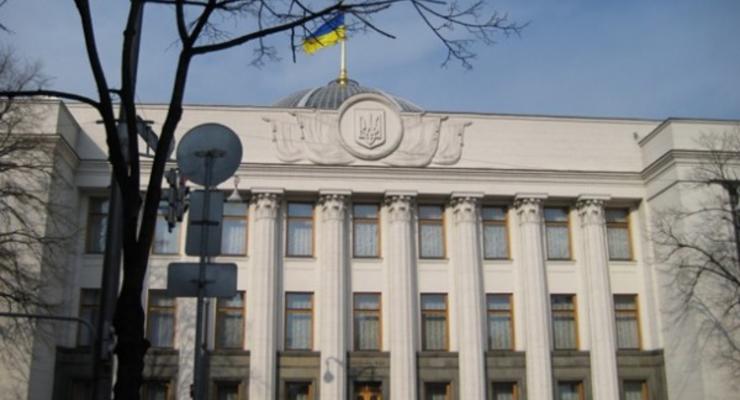 Электромобили в Украине предложили освободить от налогов