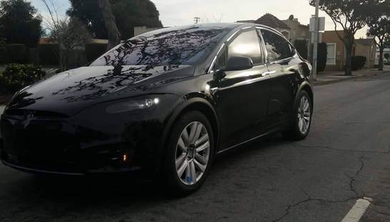 Кроссовер от Tesla сфотографировали без камуфляжа