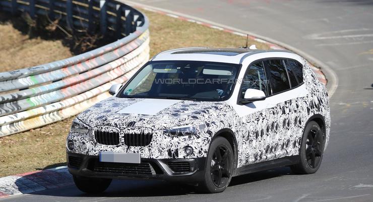 Кроссовер BMW X1 тестируют на Нюрбургринге (фото)