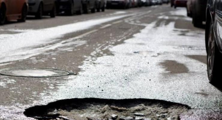 На восстановление дорог в Донецкой области нужно около 3 млрд гривен