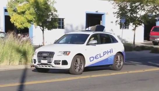 Google обвинил людей в авариях своих беспилотников