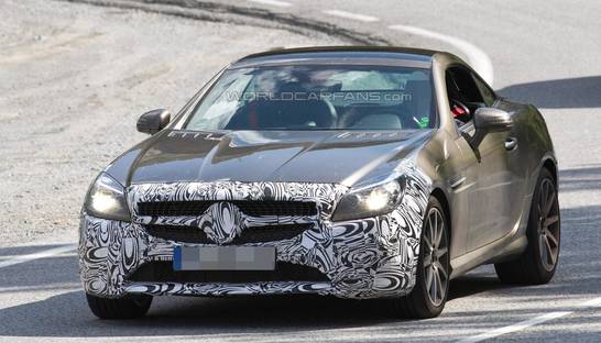 Mercedes SLC 450 AMG Sport впервые вывели на тесты (фото)
