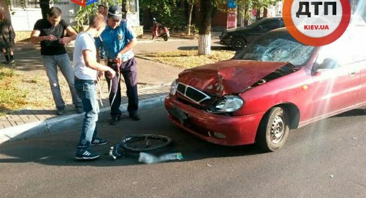В Мариуполе за несколько часов в двух ДТП погибли трое (фото 18+)