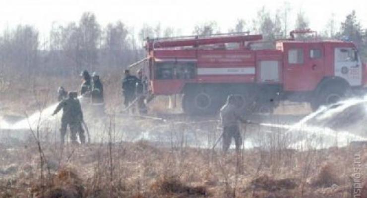 Для тушения пожара под Киевом решено пока не использовать тяжелую технику