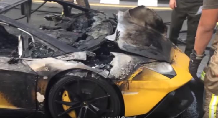 Родстер Lamborghini полностью сгорел в Дубае (видео)