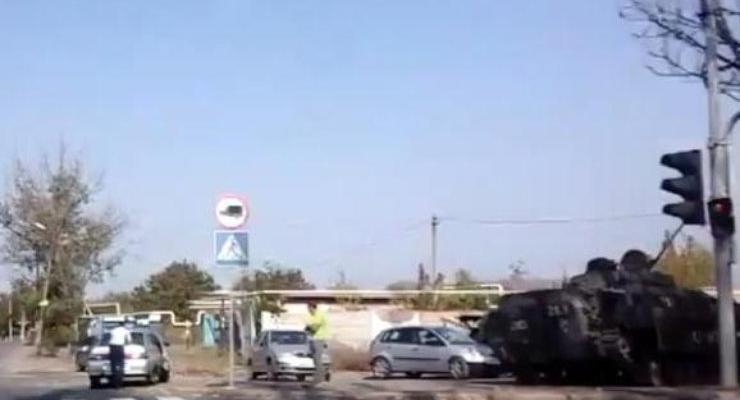 В Донецке БМП боевиков устроила аварию