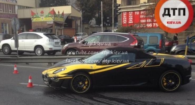 ДТП в Киеве: На Краснозвездном проспекте столкнулись Lexus и  Ferrari