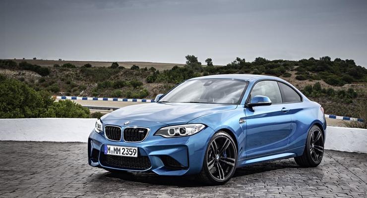 Компания BMW официально представила спортивное купе M2 (фото)
