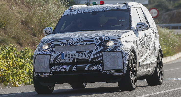 Новый Land Rover Discovery впервые вывели на тесты (фото)