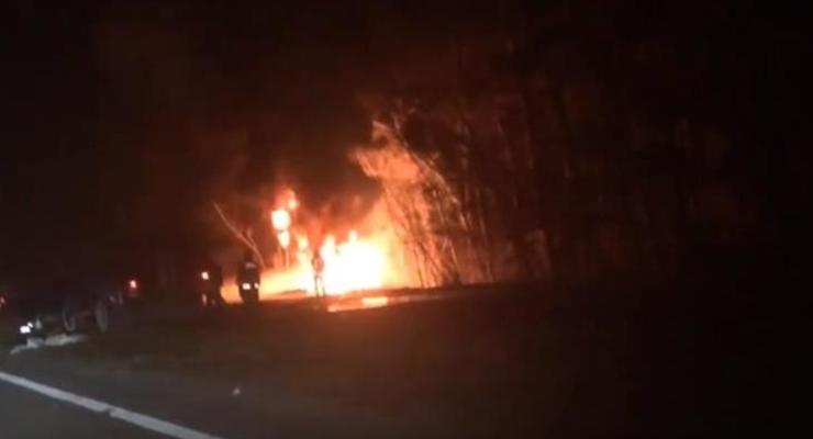 Под Киевом взорвался бензовоз, есть погибший (видео)