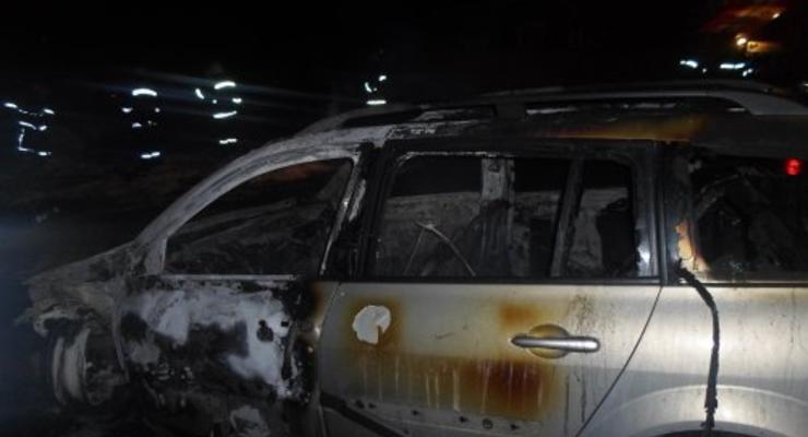 В Ровно за ночь сгорело четыре авто