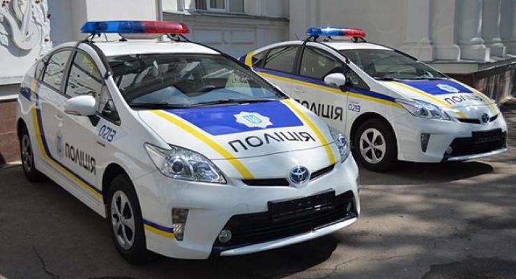 В Черновицкой области задержали пьяного полицейского за рулем