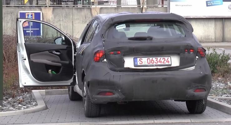 В Германии заметили новый хэтчбек от Fiat (видео)
