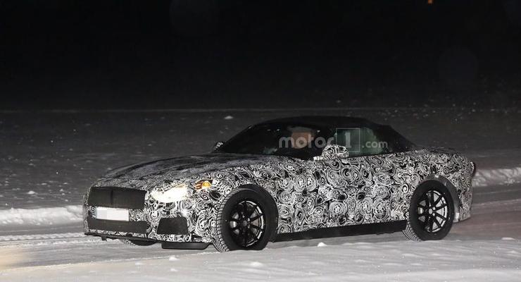 Родстер BMW Z5 вывели на ночные тесты (фото)