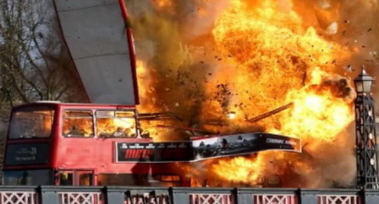 В центре Лондона взорвали автобус