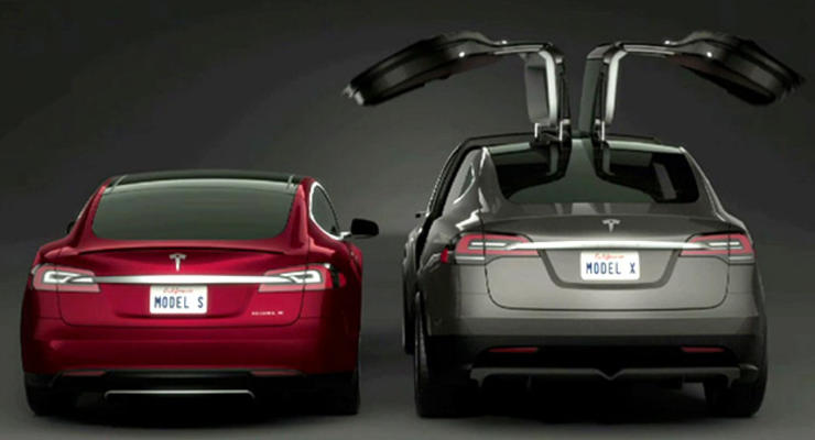 Кроссовер и седан Tesla сравнили в гонке на четверть мили