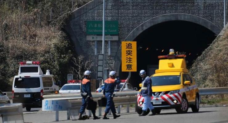 В Японии из-за ДТП и пожара в тоннеле пострадали десятки людей