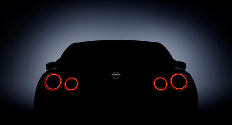 Nissan покажет обновленное купе GT-R