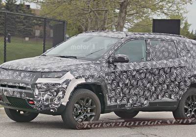Jeep вывел на тесты новый компактный кроссовер