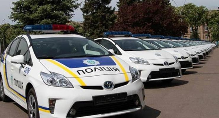 Полицейский устроил аварию в Славянске, пострадали двое детей