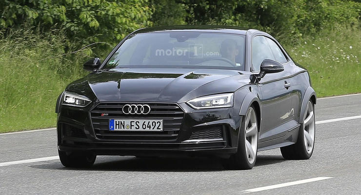 На тестах заметили новое поколение Audi RS5