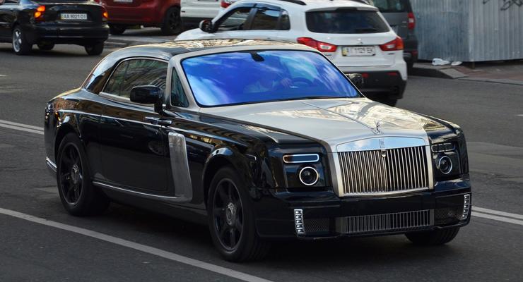 В Киеве заметили купе Rolls-Royce Phantom с необычным тюнингом