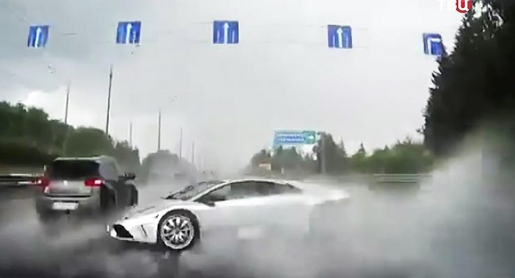 В Подмосковье разбили Lamborghini