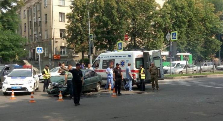 В центре Харькова военные попали в аварию