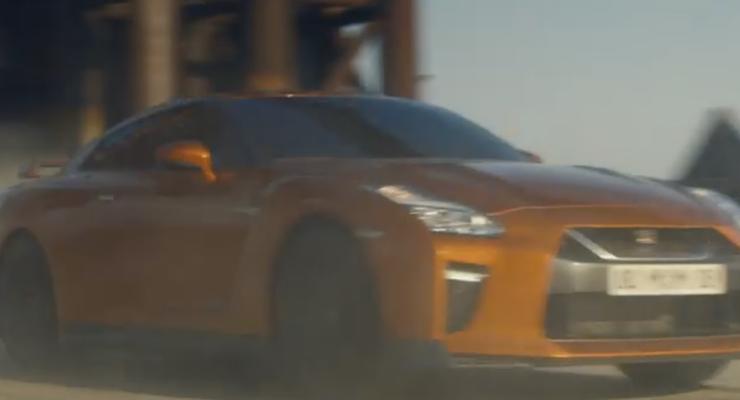Nissan показал снятую в Киеве рекламу спорткара GT-R